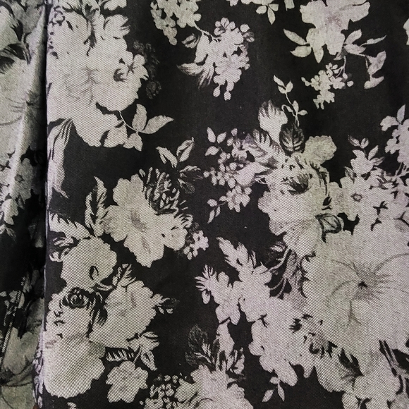 Plus Size Black & Grey Jeans - Picture 2 of 4